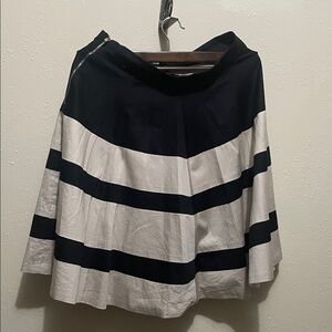 Amanda & Chelsea Black and Cream A-Line Skirt